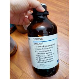Hóa chất ​1,2-Dichlorobenzene tinh khiết - Merk​ Công thức : C6H4Cl2​