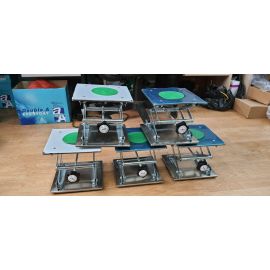 ​Bàn nâng phòng thí nghiệm 200x200mm - giá rẻ  Xuất xứ : Trung Quốc​